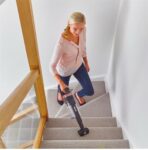 ⁦Shark Cordless 25.2V IZ420EU شارك مكنسة لاسلكية⁩ - الصورة ⁦2⁩