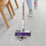 ⁦Shark Detect Pro IW1611EU 21.6V شارك مكنسة لا سلكية⁩ - الصورة ⁦2⁩