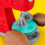 ⁦Play-Doh Kitchen Creations Magical Mixer Playset بلاي دوه مجموعة ألعاب الخلاط السحري⁩ - الصورة ⁦7⁩