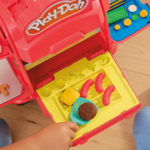 ⁦Play-Doh Pizza Delivery Scooter بلاي دوه سكوتر توصيل البيتزا⁩ - الصورة ⁦4⁩