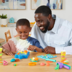 ⁦Play-Doh For Beginners - Little Chefs بلاي دوه للمبتدئين الطهاة الصغار⁩ - الصورة ⁦2⁩