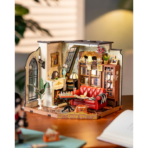 ⁦Rolife Catherine's Living Room DIY Miniature House DG175 مجسم غرفة معيشة كلاسيكية أوروبية ثلاثي الأبعاد – DIY للكبار⁩ - الصورة ⁦2⁩