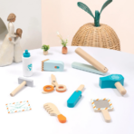 ⁦TOOKY TOY Little Hairdresser Play Set – TK318 مجموعة مصفف الشعر الخشبية للعب التخيلي⁩ - الصورة ⁦2⁩