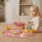 ⁦TOOKY TOY Picnic Basket TK454 – سلة النزهة الخشبية مع الطعام⁩ - الصورة ⁦2⁩
