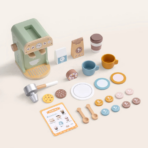 ⁦TOOKY TOY Wooden Coffee Shop Set TJ269 – طقم مقهى القهوة الخشبي من توكي توي⁩ - الصورة ⁦4⁩