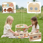 ⁦TOOKY TOY Wooden Kitchen with Grill TP547 – مطبخ الأطفال الخشبي مع الشواية⁩ - الصورة ⁦3⁩