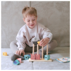 ⁦TOOKYTOY Wooden Crab Stacking Puzzle لغز السلطعون الخشبي التعليمي – لعبة تركيب الأشكال والألوان⁩ - الصورة ⁦3⁩